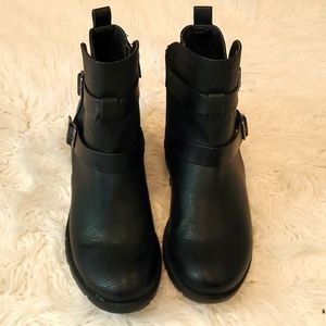 Craft & Barrow Ortholite Boots. New without tag